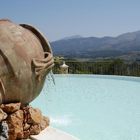 Bosco D'Olmi Country House Sant'Andrea del Garigliano Exteriör bild